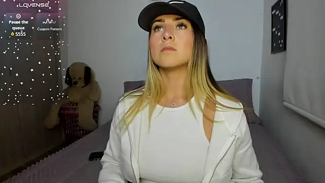 sophie_morenoo webcam