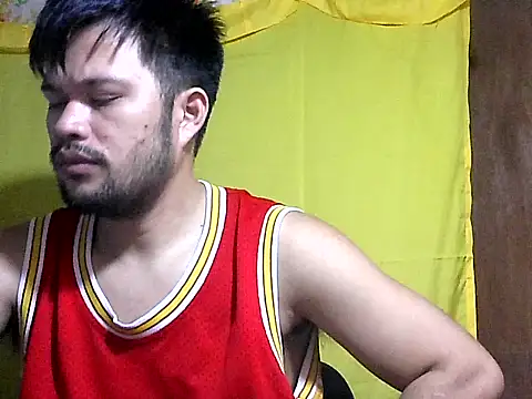 HairyHottestpinoyHandsome webcam