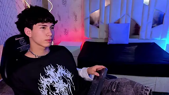 kaelwolf_tay webcam