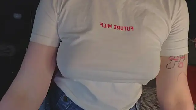 Ricki_Bloom webcam