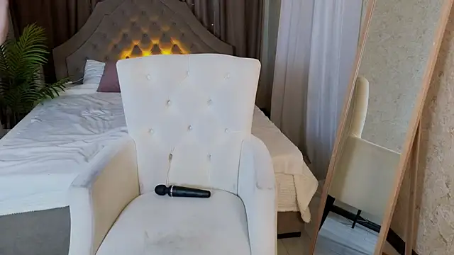memymee_ live cam on StripChat