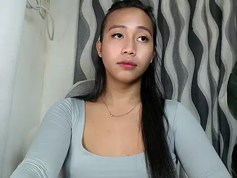 sweetiie_caren webcam