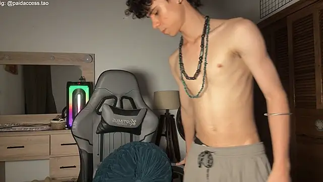OopsAgain_ webcam