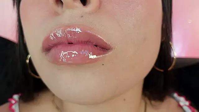mia_roux1 webcam