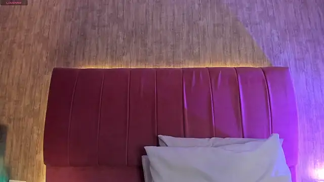 Kendra_kobein webcam