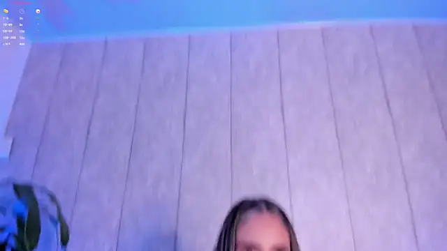 Lia_Crystal webcam