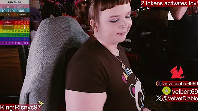 VelvetDiablo webcam
