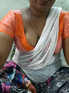 maaliiiponutamil - MaaliiiPonuTamil's free webcam - UK Sex Cams