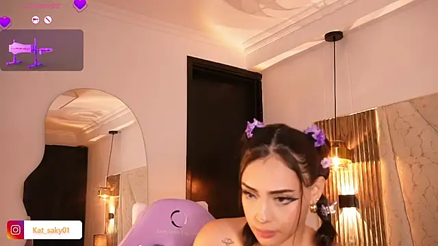 Kat_Saky live cam on StripChat