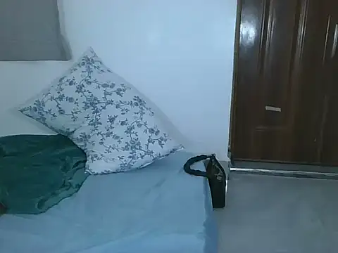 sweetbanana24 - Sweetbanana24's free webcam - UK Sex Cams