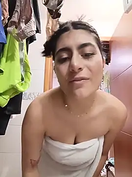 Miakhalifa__ webcam