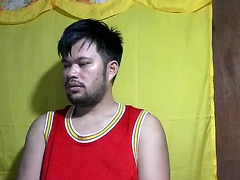 HairyHottestpinoyHandsome webcam