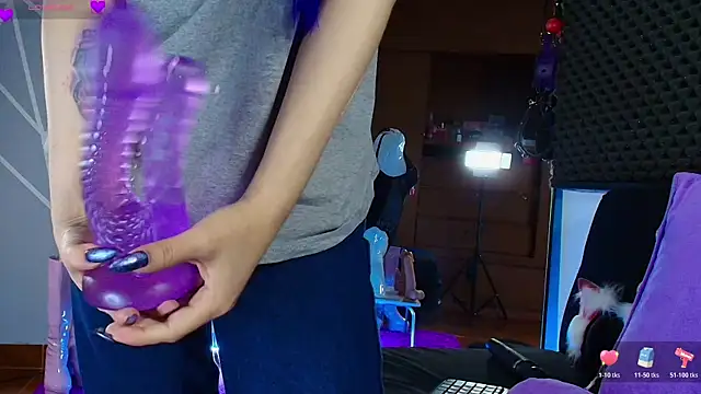 karlamoon23 webcam
