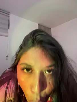 SharaRous webcam