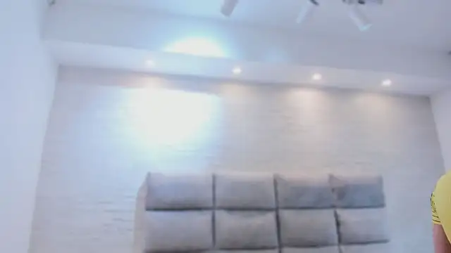 lea_walkerr live cam on StripChat