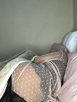 Nicole-Liam- webcam