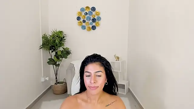 Eilyen_ live cam on StripChat