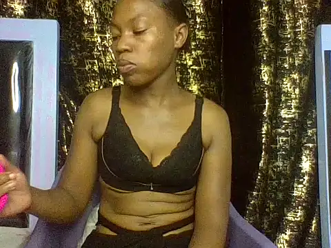 Lovey_daisy15 webcam