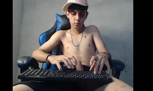 Garu_hot19 webcam