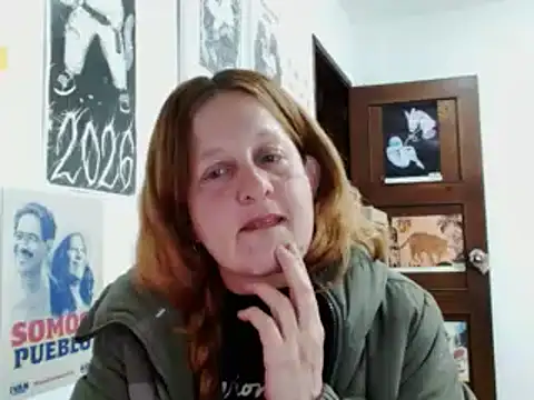 ViioletaMora live cam on StripChat