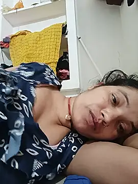 Hotty_tanya live cam on StripChat