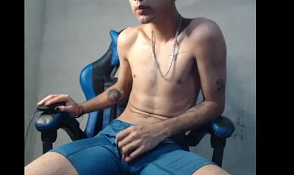Garu_hot19 live cam on StripChat