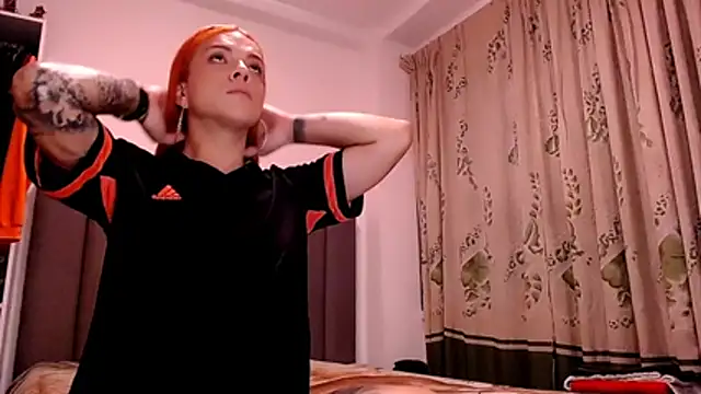 saara_johnson496 webcam