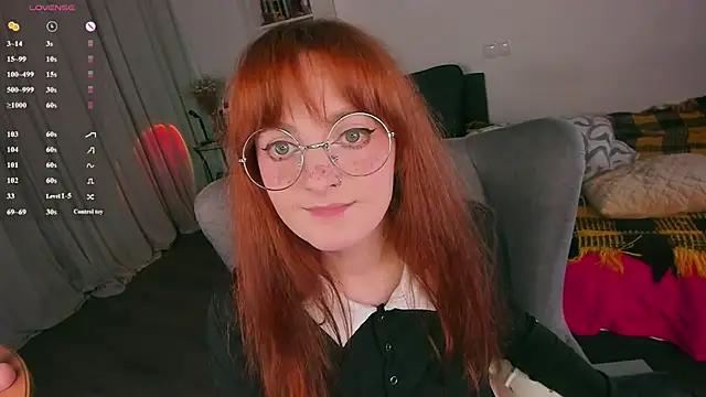 Alice_CutePerv webcam