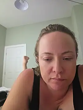 julimonroe webcam