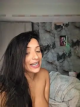 SaharQamar webcam