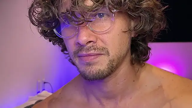 mcklister_kinky_feets