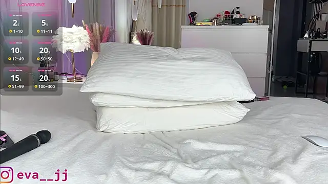 Eva_JJ