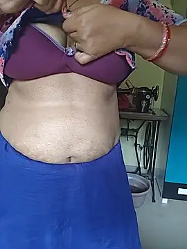 PayalSharmahot143 live cam on StripChat
