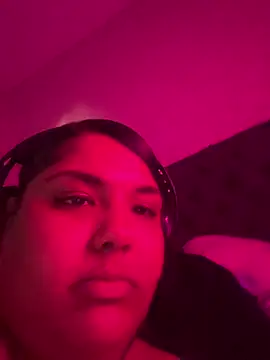 1n0nlythroat webcam
