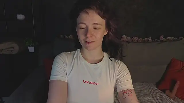 Ricki_Bloom webcam