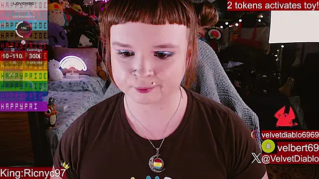 VelvetDiablo webcam