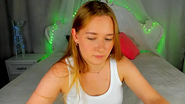 AlinaVice webcam