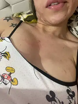 Jessica-R webcam