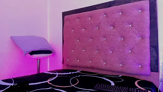 JulianaCarter webcam