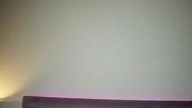 JoelleApril webcam