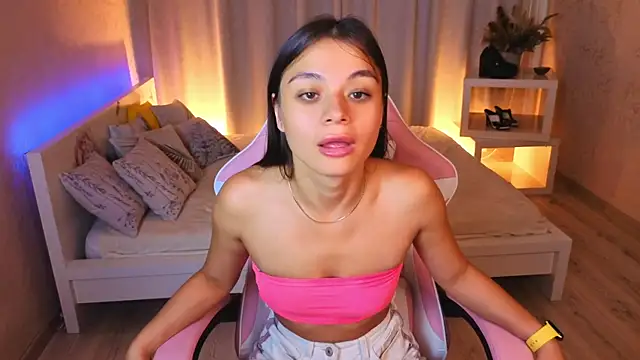 Kim_Bless webcam