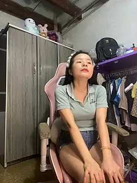 Ivy_Trix2 webcam