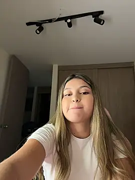 lunablossom_ webcam