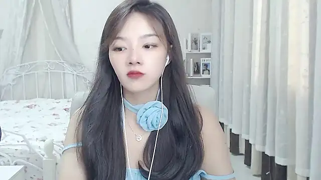 Romy-sweet webcam
