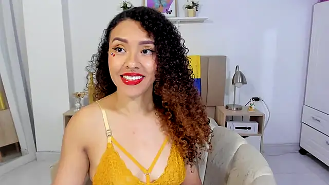 Zoe_Gruber webcam