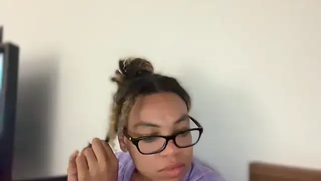 zahrabliss webcam