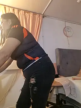 christy_ant webcam