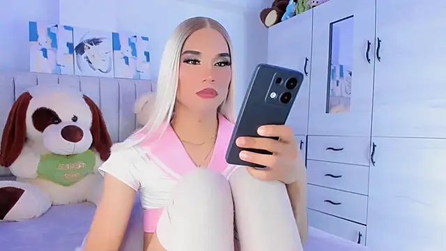 baby_cleo_ live cam on StripChat