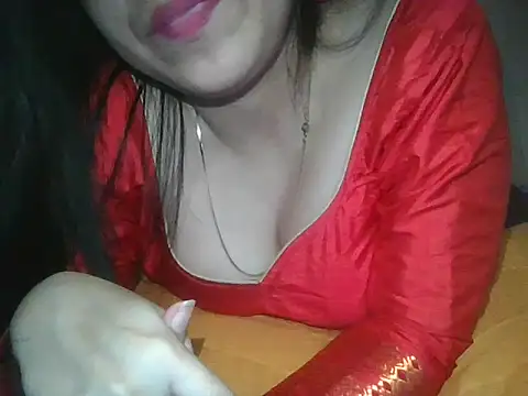 Qween_Seelu webcam