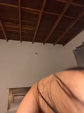 _mia_ferrer webcam